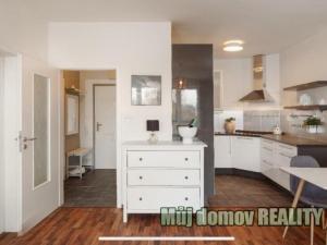 Pronájem bytu 2+kk, Praha - Žižkov, U staré cihelny, 54 m2