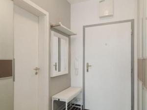 Pronájem bytu 2+kk, Praha - Žižkov, U staré cihelny, 54 m2