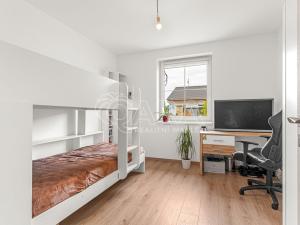 Prodej rodinného domu, Postřižín, Jelení, 169 m2