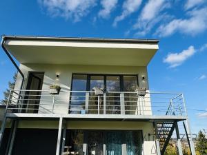 Pronájem bytu 2+kk, Mníšek pod Brdy, U Kolejí, 45 m2