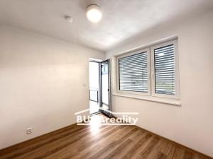 Pronájem bytu 2+kk, Otrokovice, tř. Osvobození, 44 m2