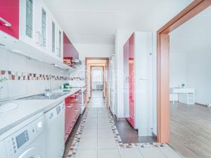 Prodej bytu 3+1, Praha - Chodov, Bachova, 72 m2