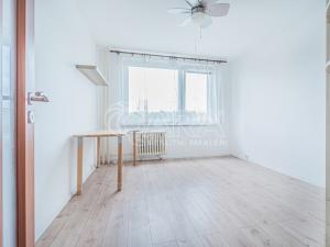 Prodej bytu 3+1, Praha - Chodov, Bachova, 72 m2