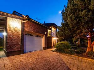 Prodej rodinného domu, Jesenice - Horní Jirčany, U vodojemu, 177 m2