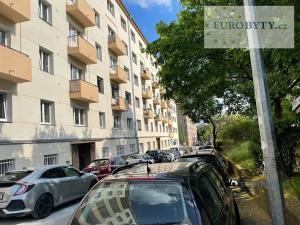 Pronájem bytu 1+kk, Praha - Vršovice, Jerevanská, 30 m2