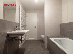 Prodej bytu 3+kk, Praha - Hrdlořezy, Českobrodská, 87 m2