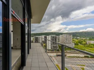 Prodej atypického bytu, Praha - Modřany, Československého exilu, 124 m2