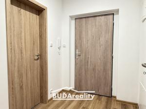 Pronájem bytu 2+kk, Otrokovice, tř. Osvobození, 40 m2