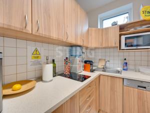 Prodej kanceláře, Třebětice, 1982 m2