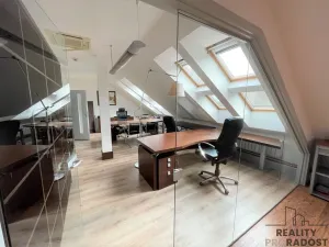Pronájem kanceláře, Olomouc - Hodolany, 200 m2