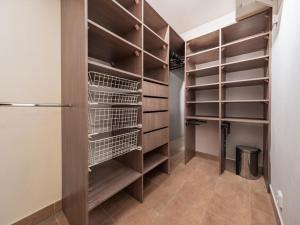 Prodej bytu 1+kk, Praha - Bohnice, Ústavní, 52 m2