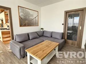 Prodej bytu 3+1, Pardubice - Zelené Předměstí, Karla IV., 76 m2