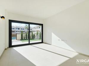 Prodej bytu 2+kk, Torrevieja, Španělsko, 67 m2