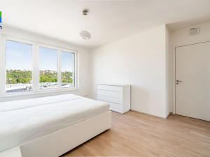 Prodej bytu 4+kk, Praha - Holešovice, U Pergamenky, 117 m2