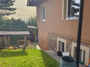 Pronájem bytu 3+1, Chomutov, Dobrovského, 80 m2