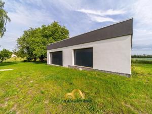 Prodej komerční nemovitosti, Doubravička, 195 m2