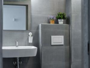 Prodej bytu 2+kk, Praha - Nové Město, Opletalova, 44 m2