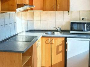 Pronájem bytu 1+kk, Praha - Vysočany, Freyova, 25 m2