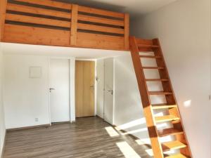 Pronájem bytu 1+kk, Praha - Vysočany, Freyova, 25 m2