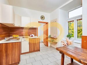 Prodej vícegeneračního domu, Malonty, 317 m2