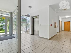 Prodej bytu 2+kk, Praha - Malešice, Univerzitní, 50 m2