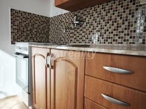 Pronájem bytu 1+1, Náměšť nad Oslavou, 33 m2