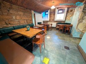 Pronájem kanceláře, Plzeň, Lindauerova, 192 m2