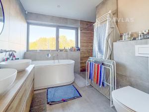 Pronájem rodinného domu, Kamenný Újezd, Ke Stráni, 145 m2