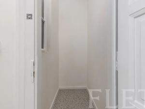 Pronájem bytu 2+1, Praha - Holešovice, Tusarova, 69 m2