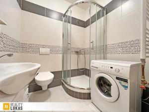 Pronájem bytu 1+1, Ostrava, Stojanovo náměstí, 45 m2