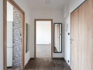 Pronájem bytu 2+1, Praha - Modřany, Poljanovova, 56 m2