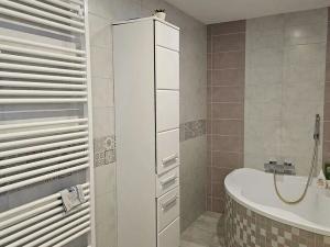 Prodej rodinného domu, Jaroměř, Národní, 217 m2