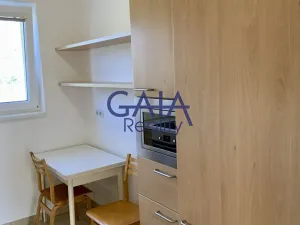 Prodej bytu 3+1, Hodonín, Skácelova, 55 m2