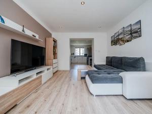 Pronájem bytu 2+1, Ostrava, Utvenkova, 51 m2