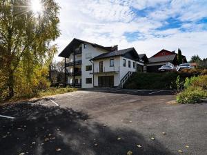 Prodej bytu 2+kk, Bayerisch Eisenstein, Německo, Brennesstraße, 58 m2