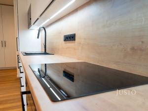 Pronájem bytu 2+kk, Praha - Chodov, Hráského, 46 m2