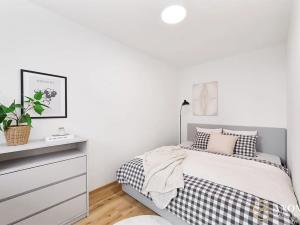 Prodej bytu 2+kk, Praha - Lhotka, Jílovská, 42 m2