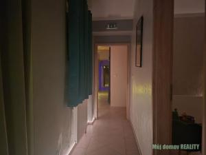 Pronájem obchodního prostoru, Praha - Vinohrady, Lužická, 150 m2