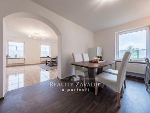 Prodej rodinného domu, Senohraby, U dálnice, 204 m2