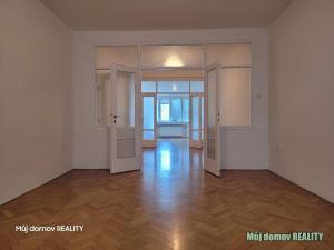 Pronájem bytu 4+1, Praha - Smíchov, Stroupežnického, 140 m2