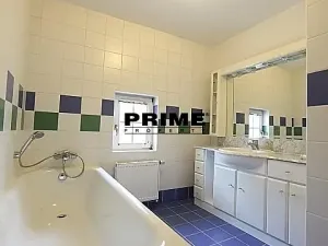 Pronájem rodinného domu, Praha - Nebušice, K vinicím, 223 m2