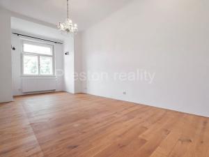 Pronájem bytu 2+1, Praha - Žižkov, Fibichova, 72 m2