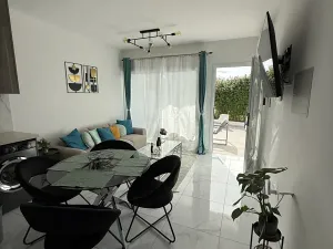 Prodej bytu 3+kk, Pafos, Kypr, 76 m2