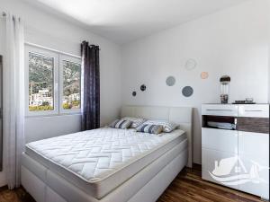 Prodej bytu 3+kk, Petrovac, Černá Hora, 51 m2