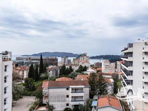 Prodej bytu 3+kk, Bečići, Černá Hora, 56 m2