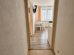 Pronájem bytu 1+1, Loket, Sportovní, 35 m2