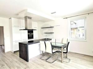 Pronájem rodinného domu, Přerov nad Labem, 134 m2