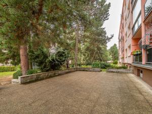 Prodej bytu 3+1, Praha - Horní Počernice, Běchorská, 66 m2