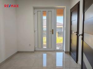 Prodej rodinného domu, Kly, 157 m2