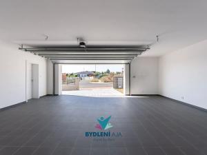 Prodej rodinného domu, Dubí, V Aleji, 206 m2